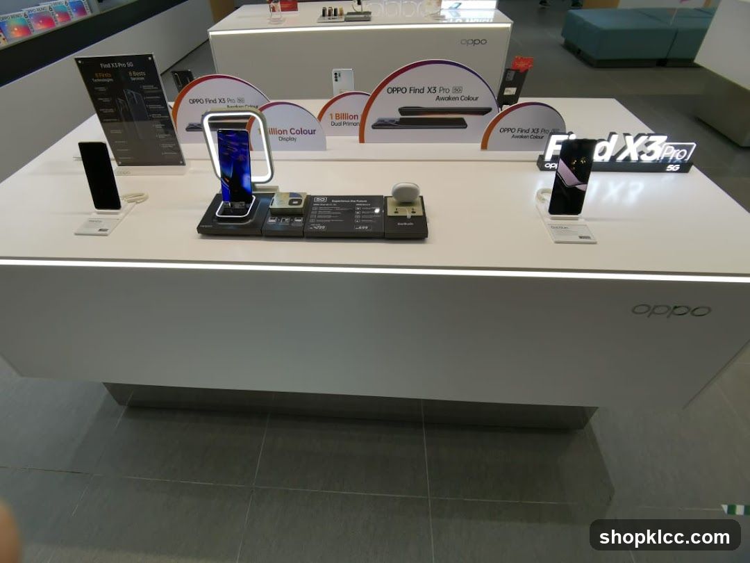 OPPO Product Display
