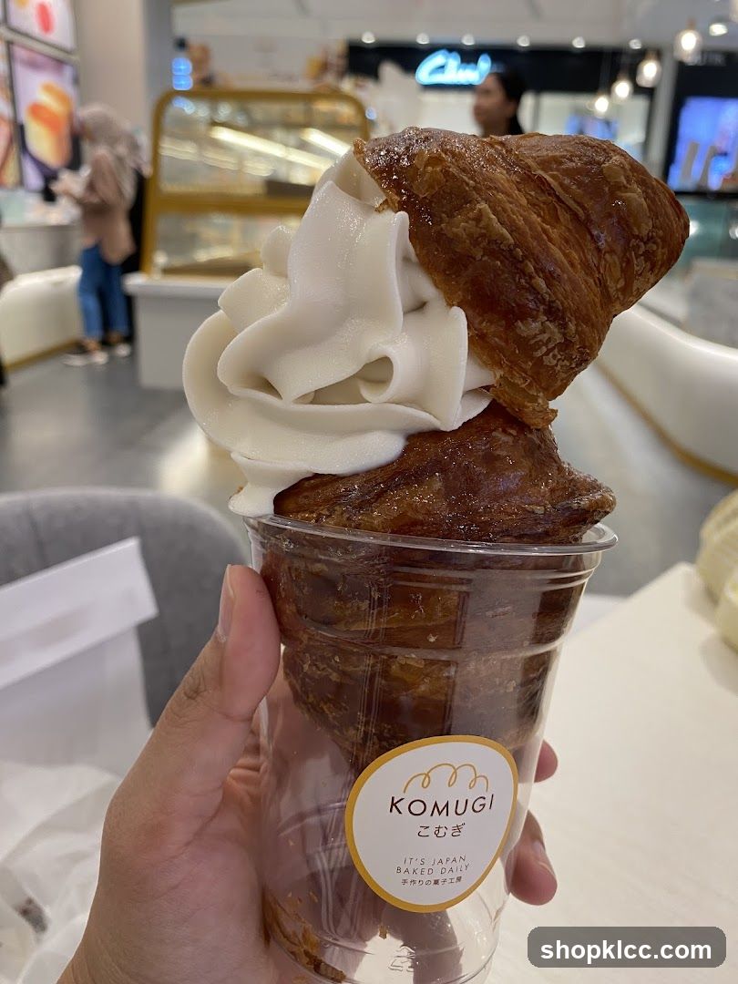 Croissant Ice Cream Cup