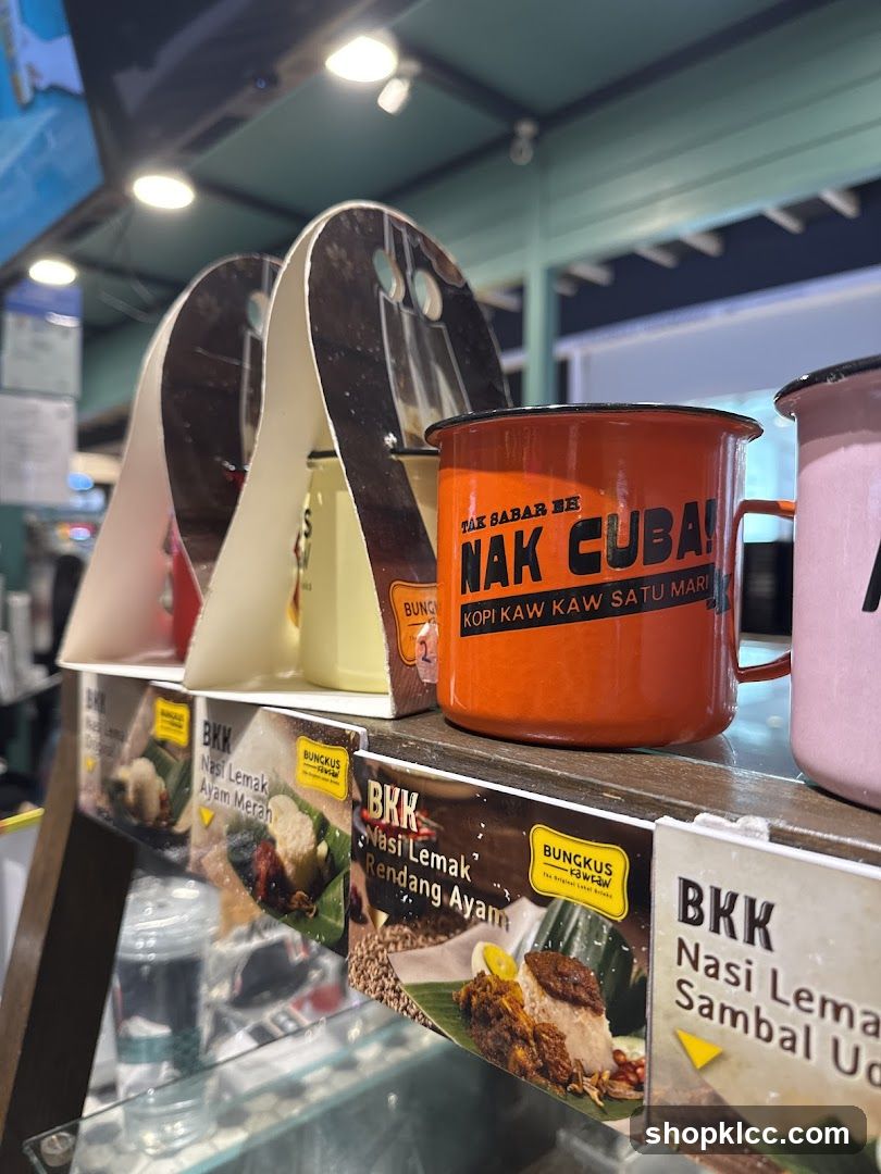 Food display with mugs