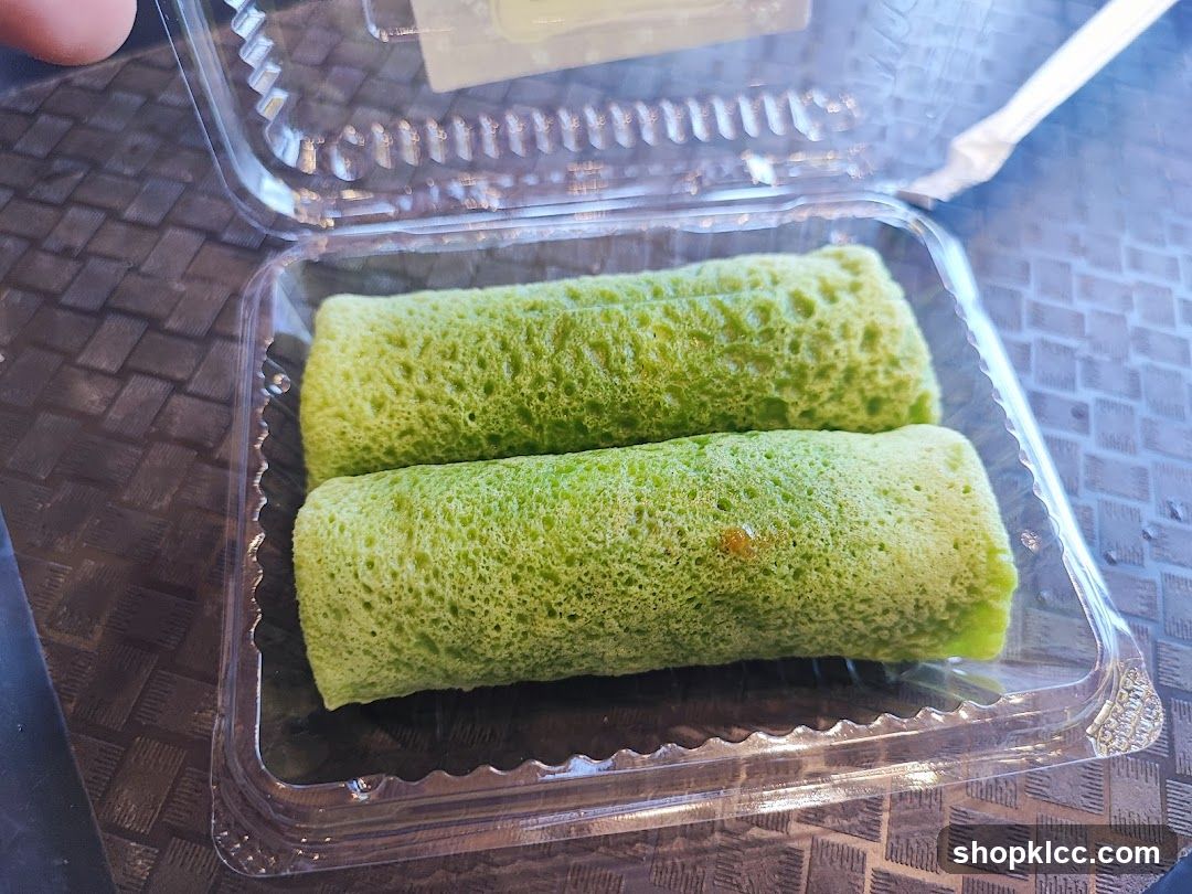 Pandan Rolls