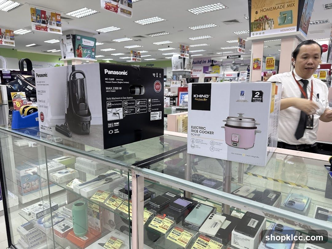 Electronics Store Display