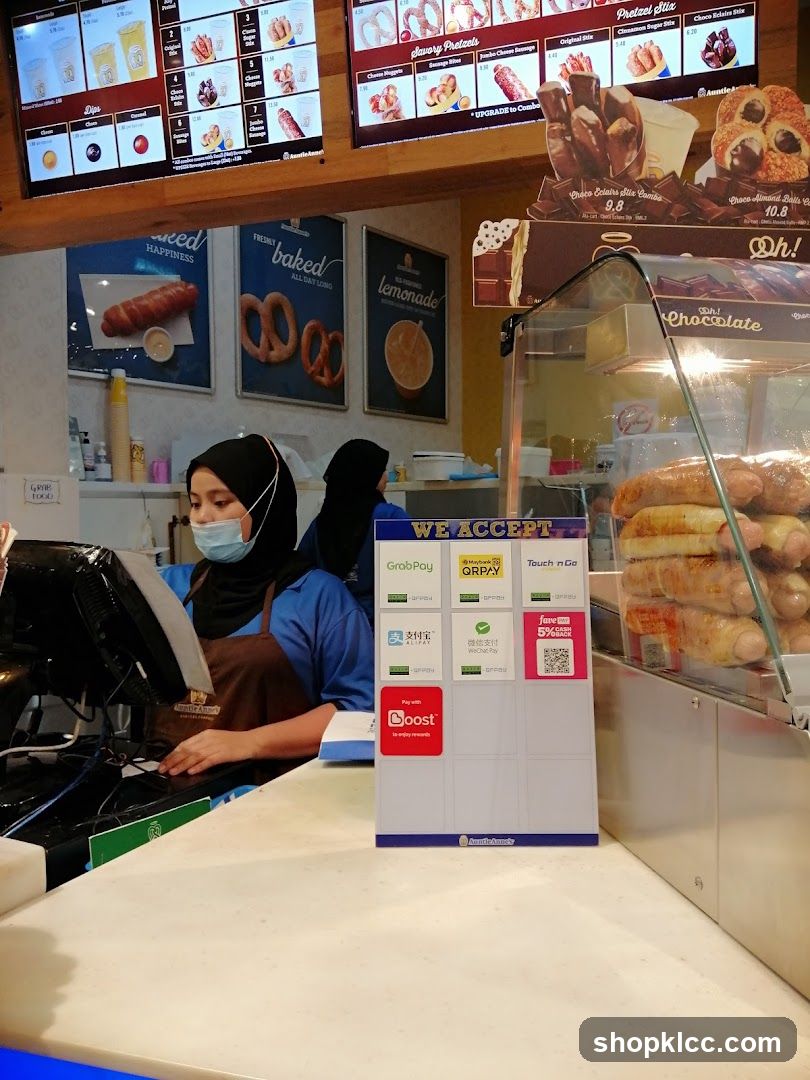Auntie Anne's Counter