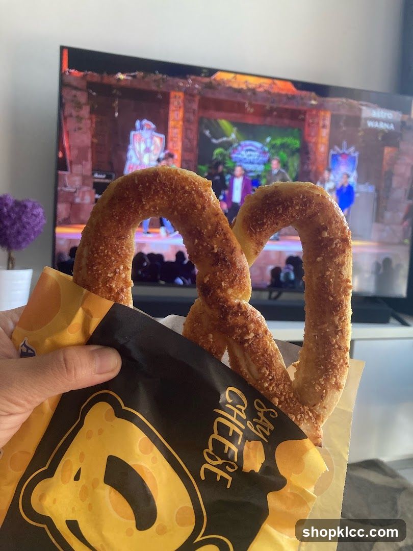 Pretzel with Cheese Branding