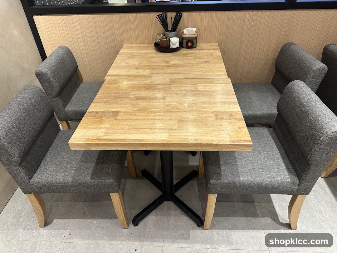 Restaurant Table Setting