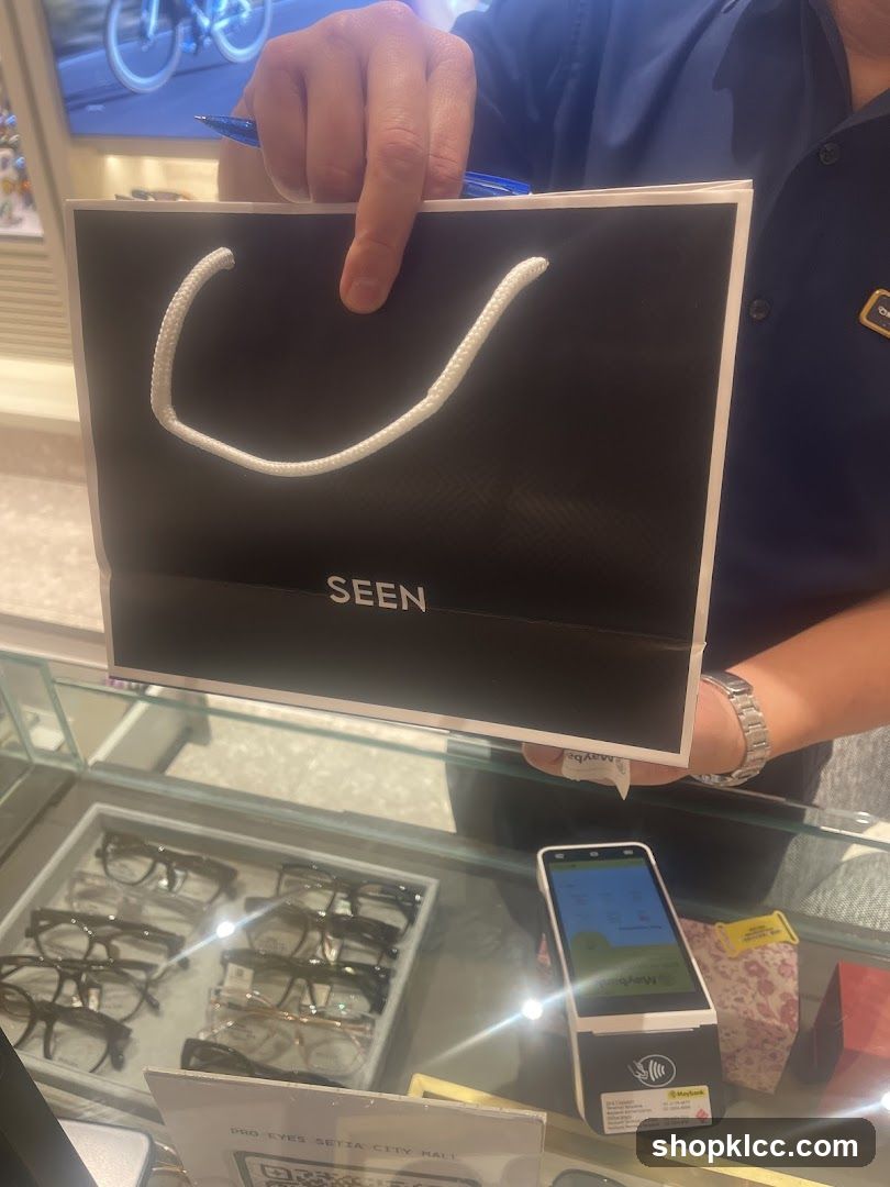 Shopping Bag and Eyeglasses