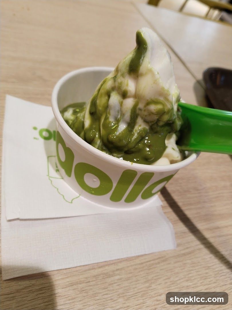 Frozen Yogurt with Matcha Drizzle