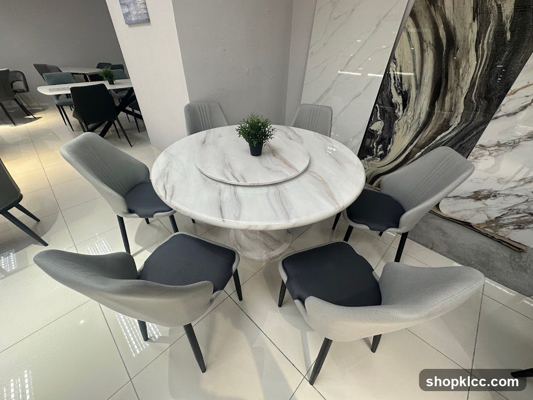 Dining Set Display