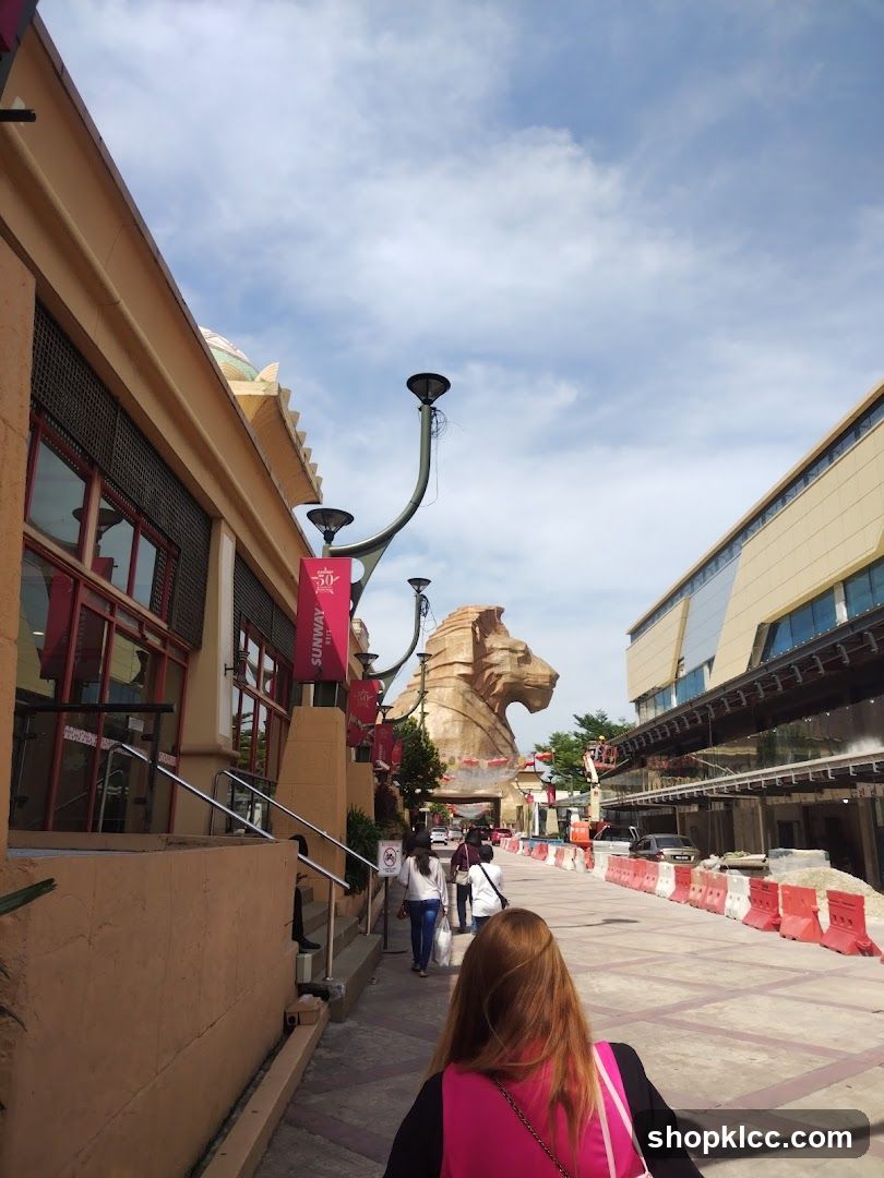Sunway Pyramid Entrance
