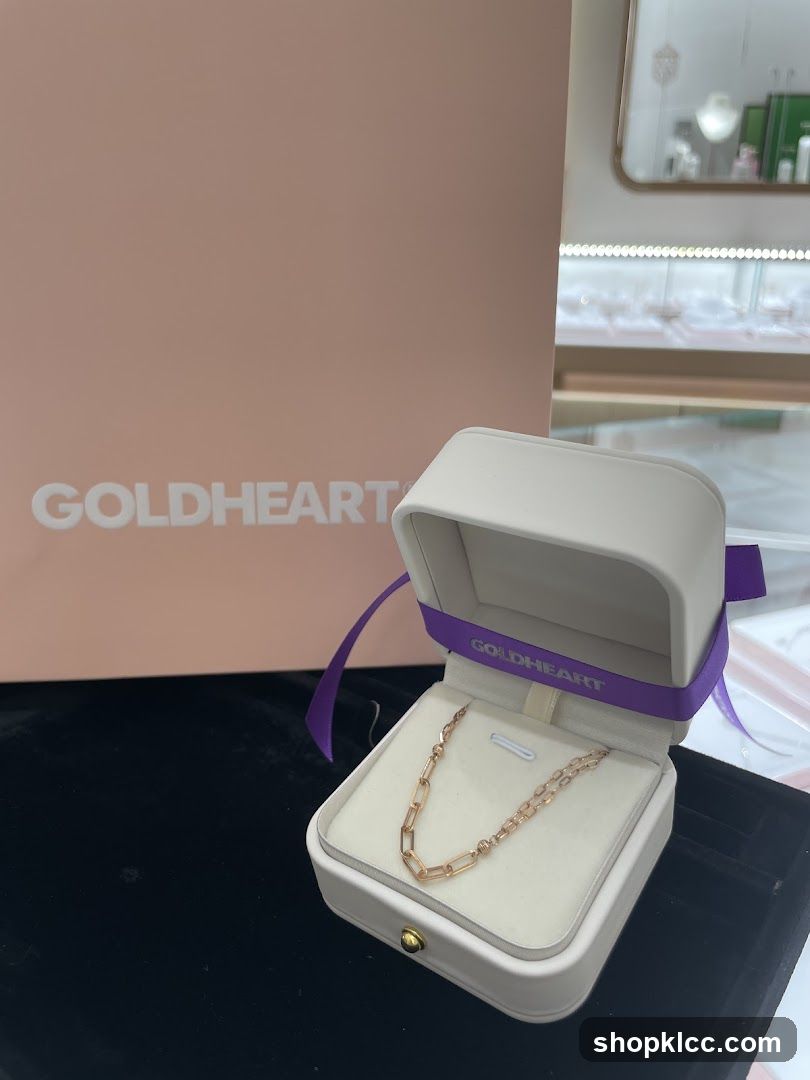 Goldheart Necklace in a Box