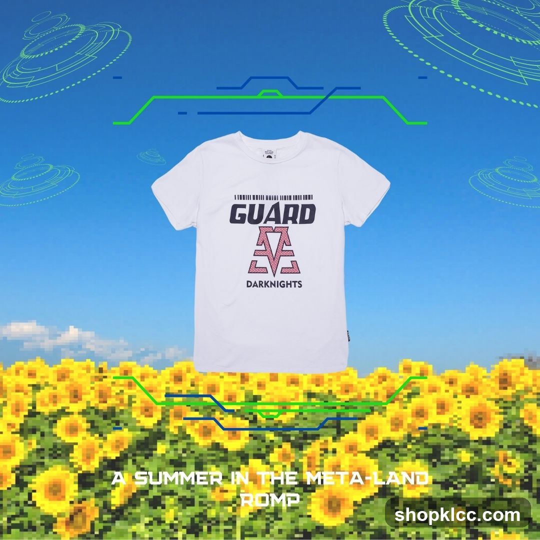 T-shirt with "GUARD DARKNIGHTS" logo
