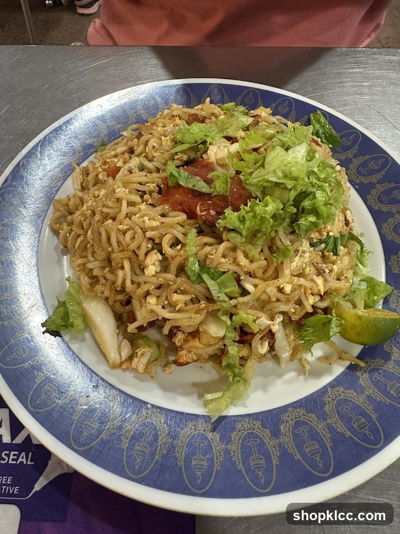 Noodles with Toppings