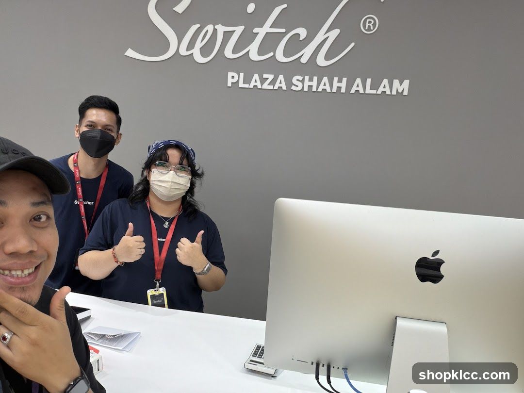Staff at Switch Plaza Shah Alam