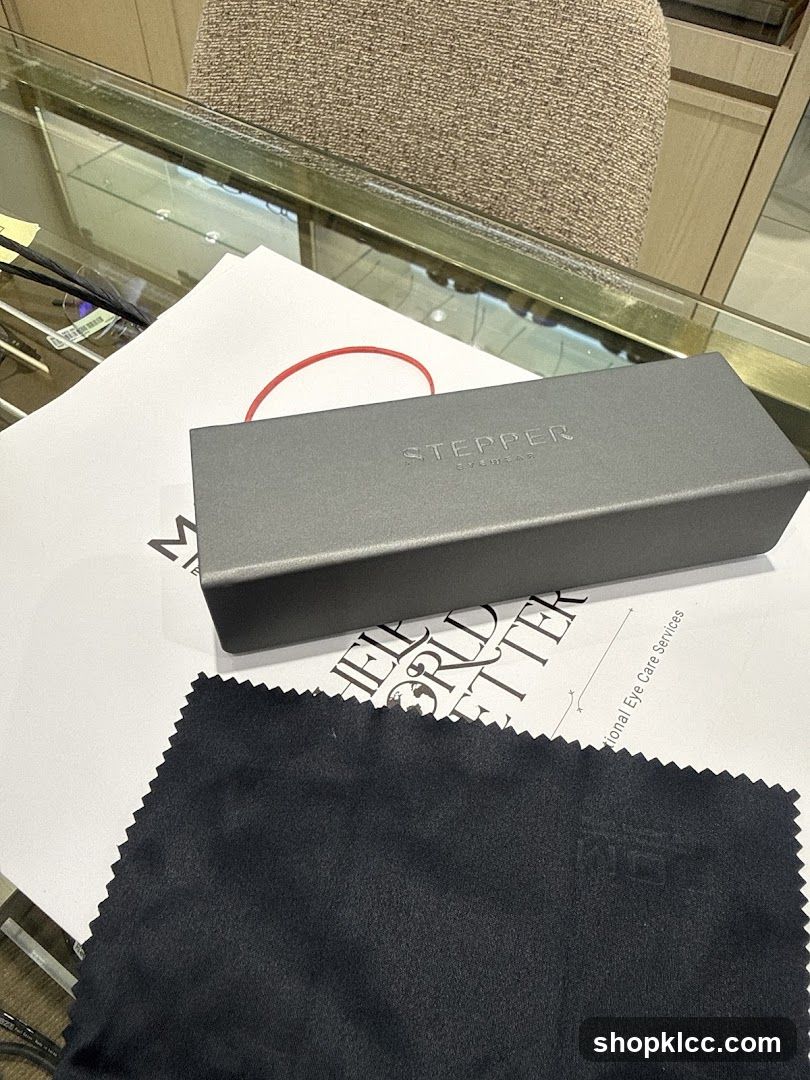 Eyewear Case and Cleaning Cloth