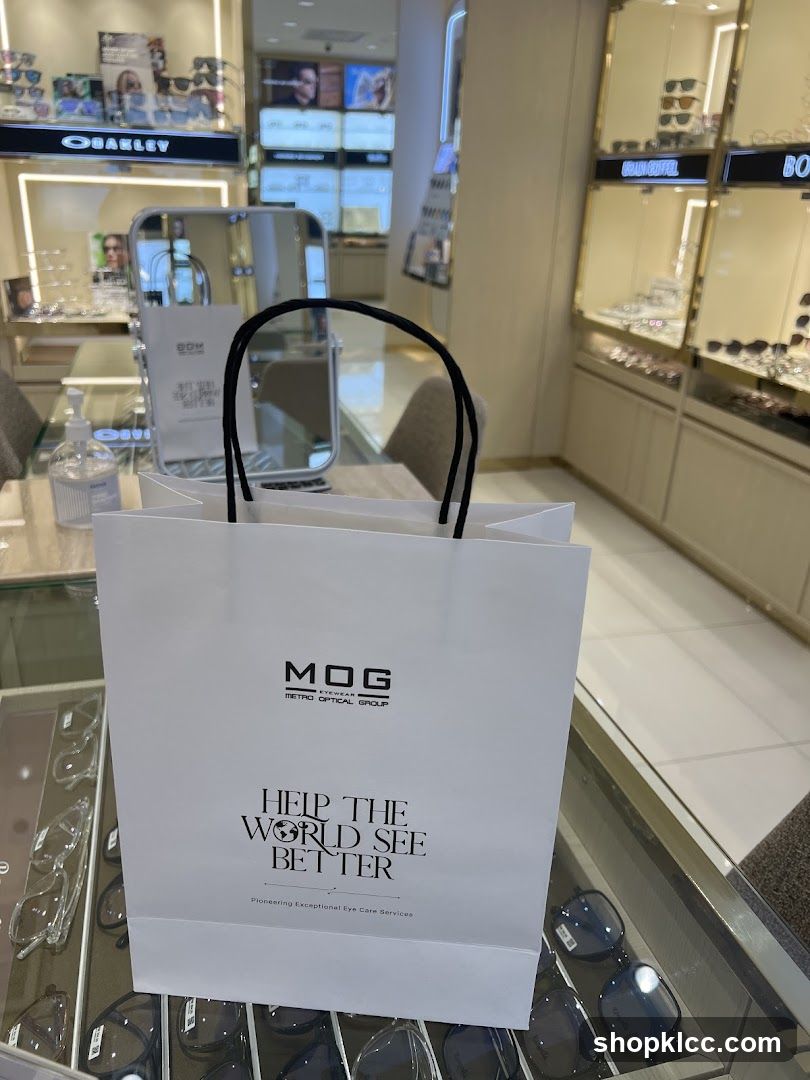 MOG Eyewear Shopping Bag
