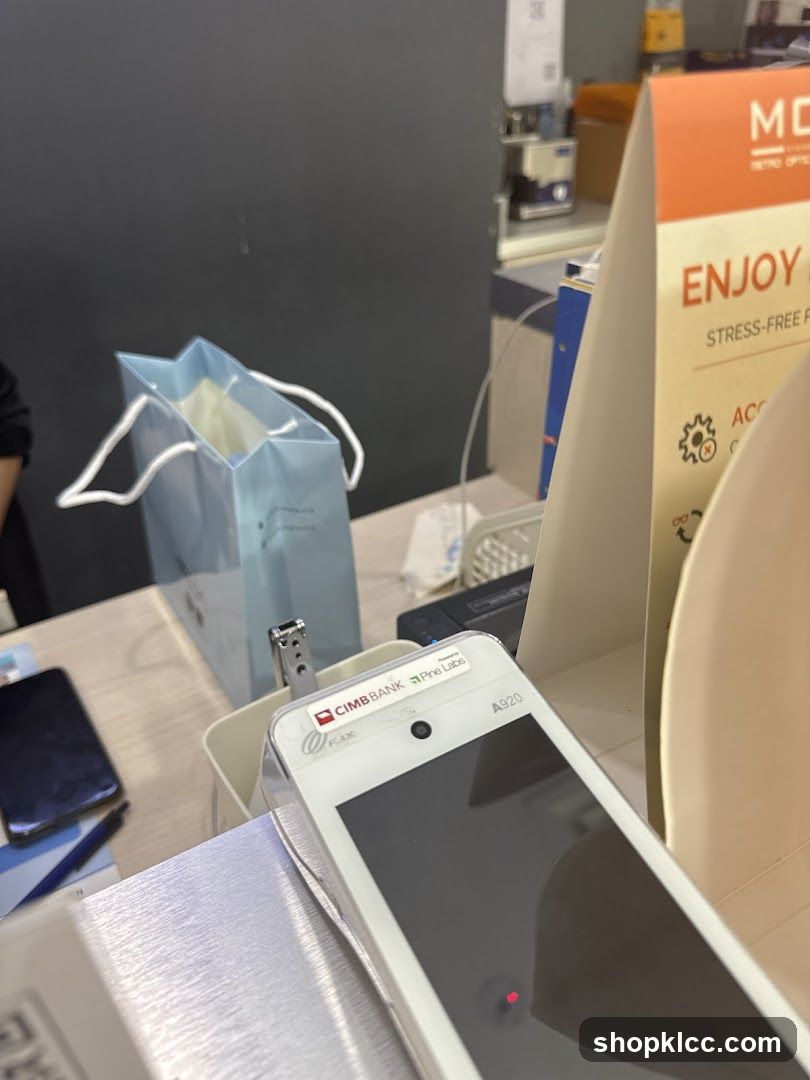 Payment Terminal and Shopping Bag