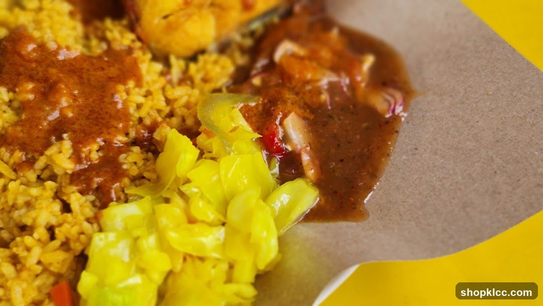Curry Rice with Cabbage