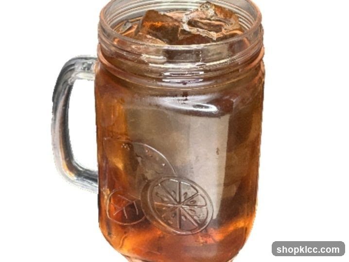 Iced Tea in a Mason Jar