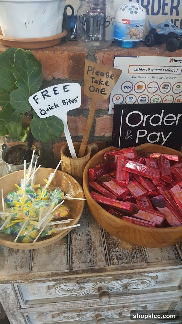 Free Quick Bites Display