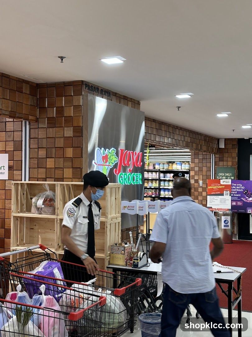 Jaya Grocer