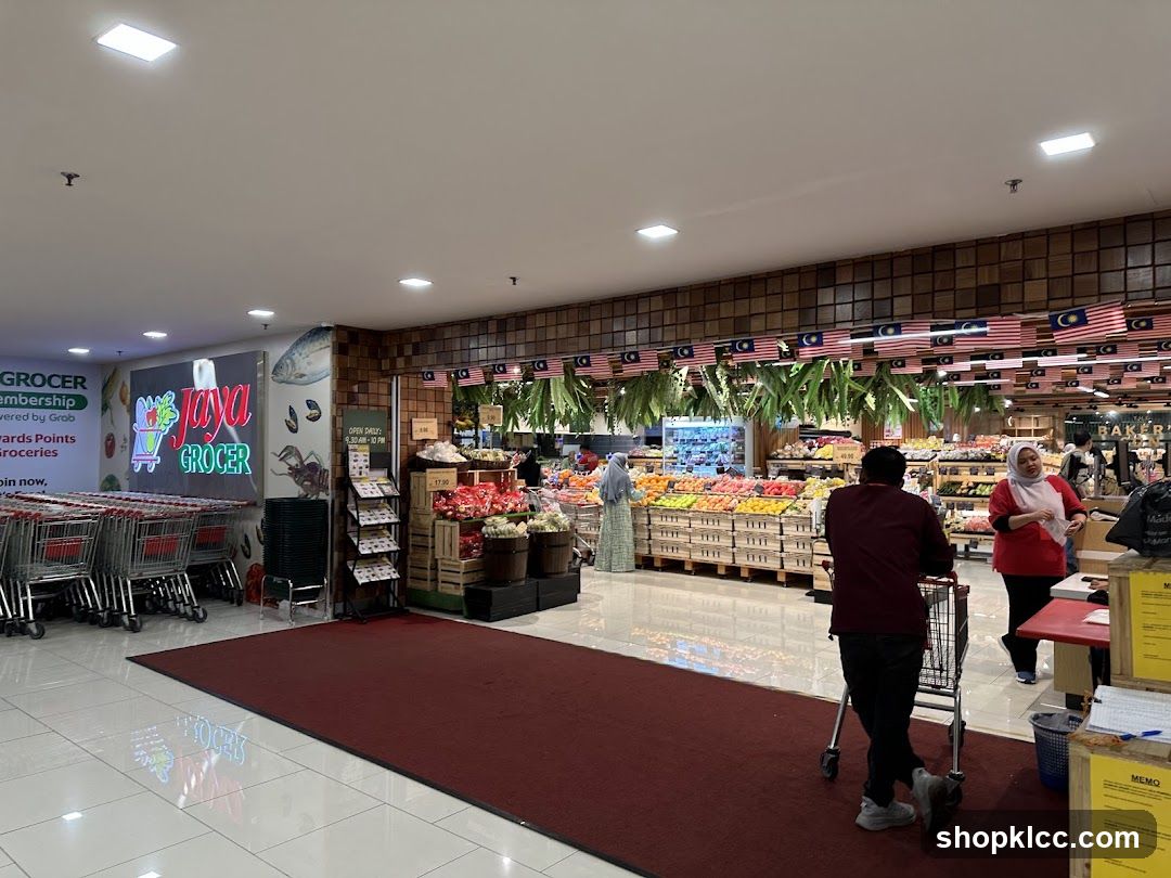 Jaya Grocer Interior
