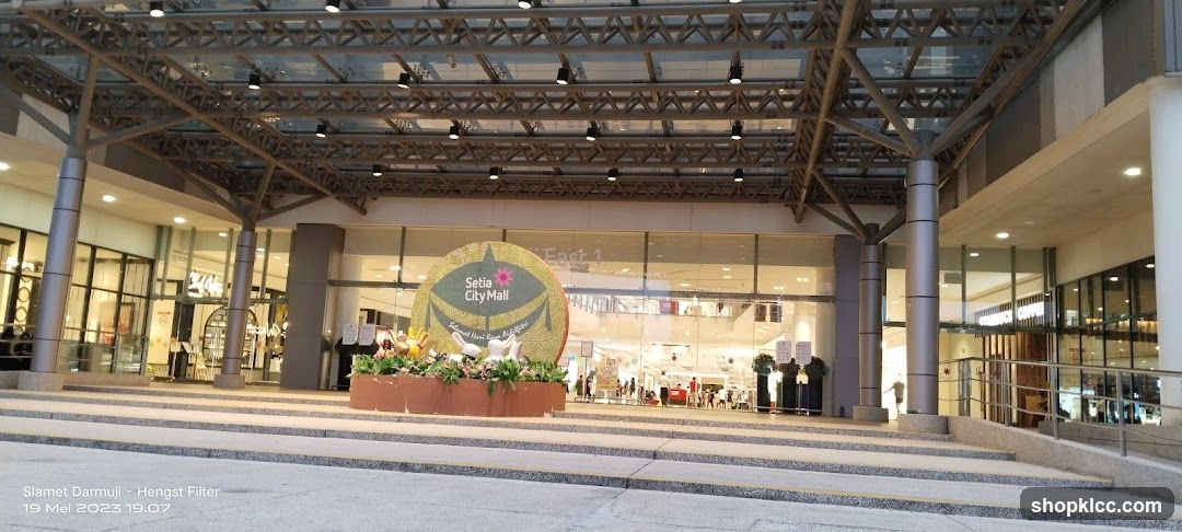 Setia City Mall Entrance