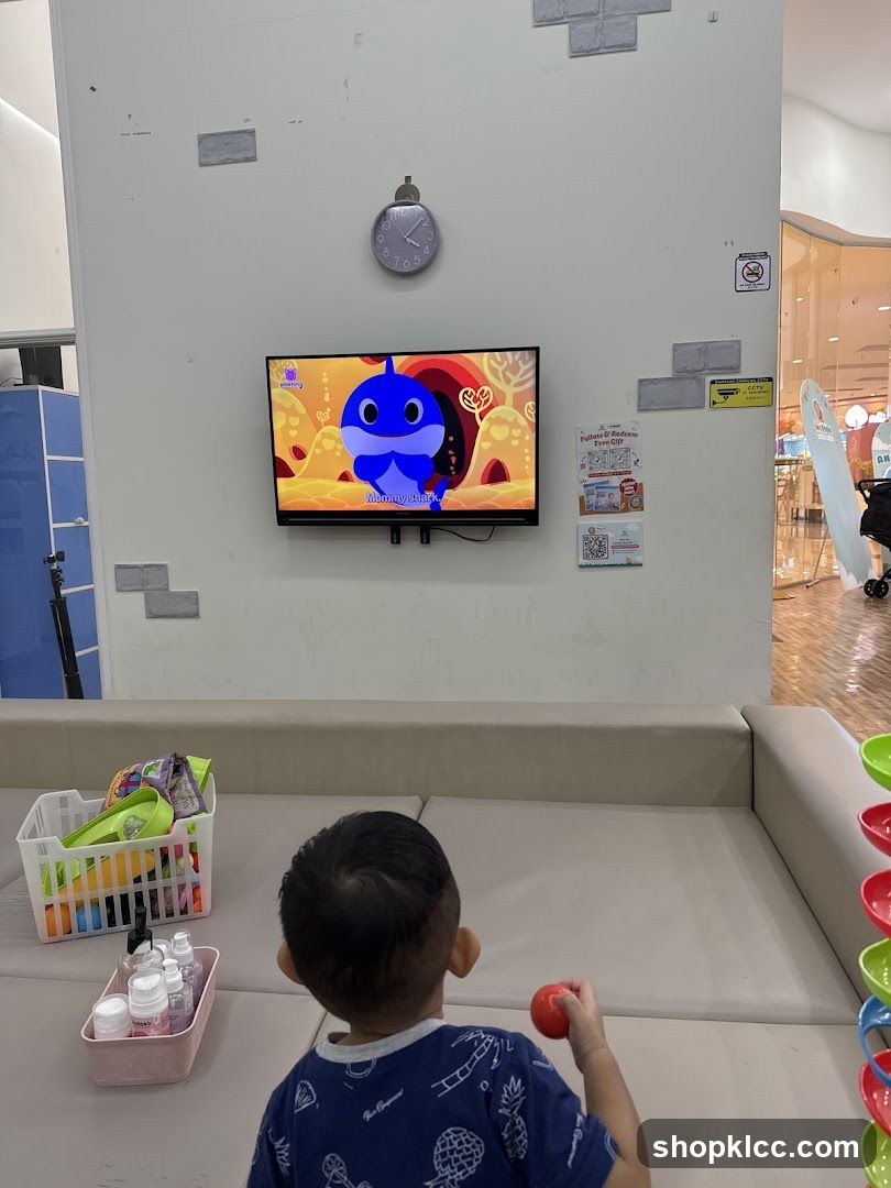 Waiting Area with Entertainment