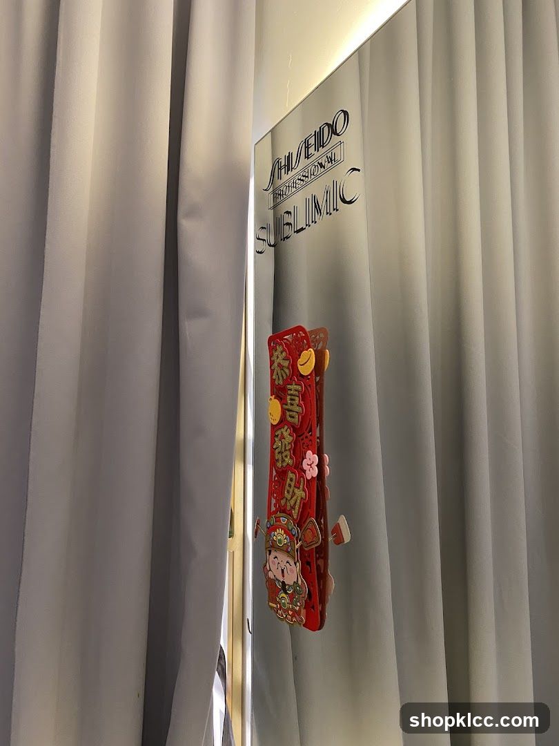 Shiseido Professional Sublimic Mirror Decoration