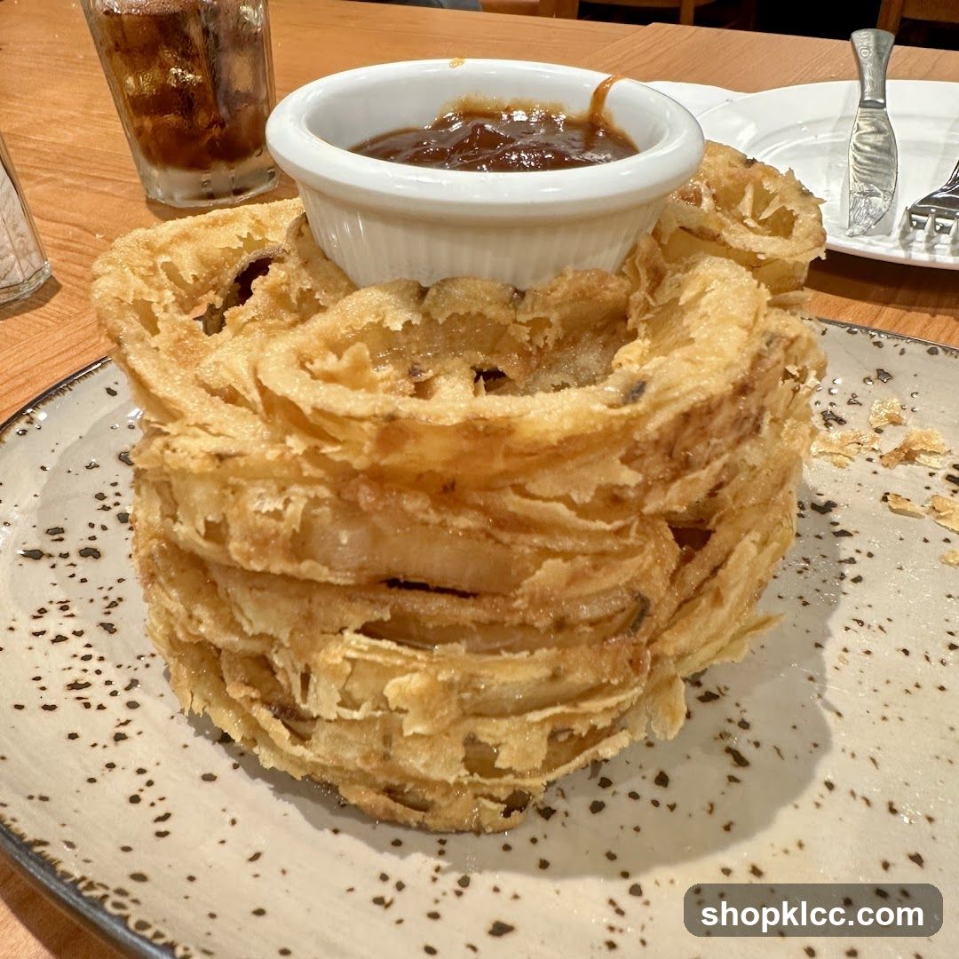 Onion Rings with Dipping Sauce