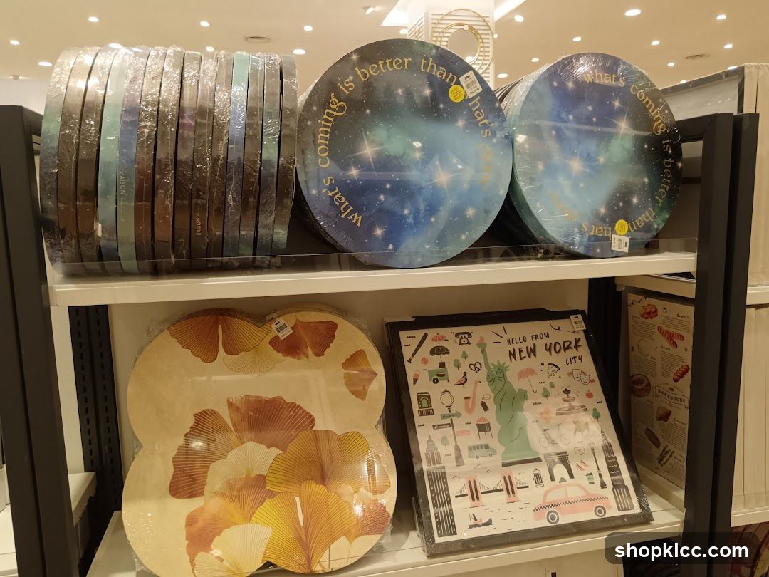 Decorative Plates and Artwork