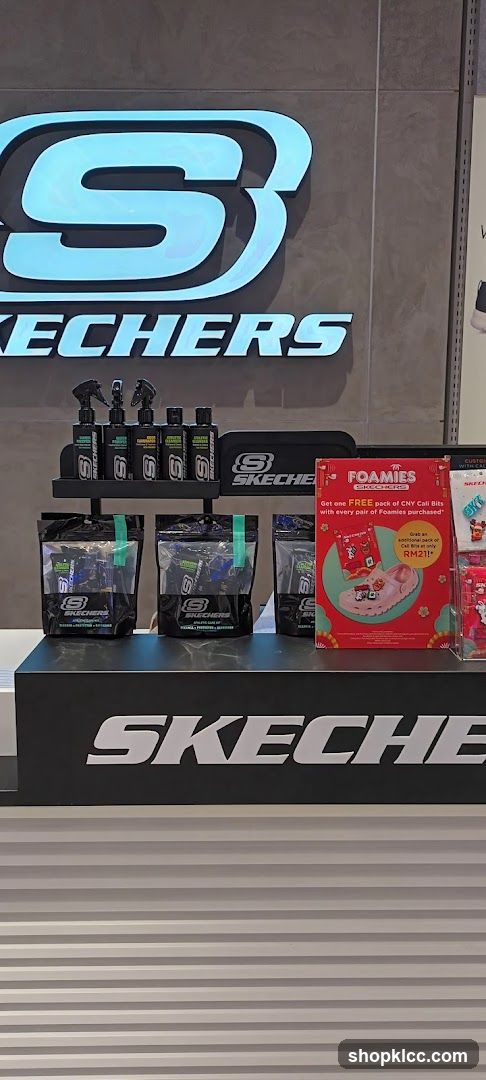 Skechers Store Display