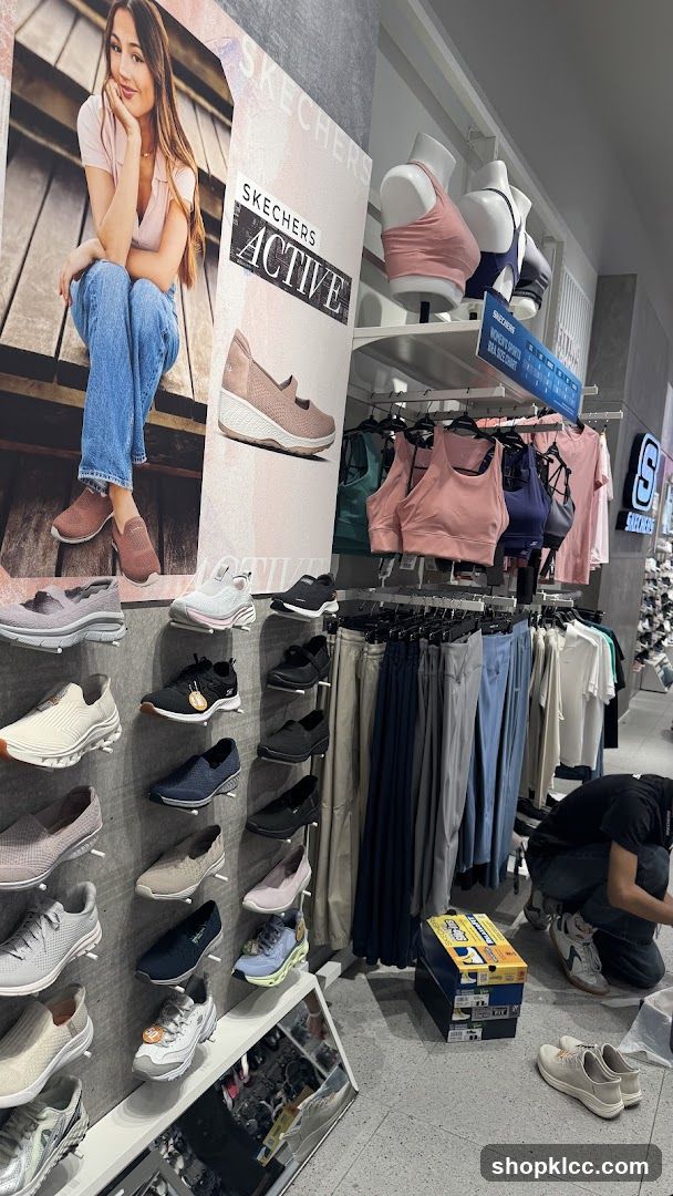 Skechers Store Interior