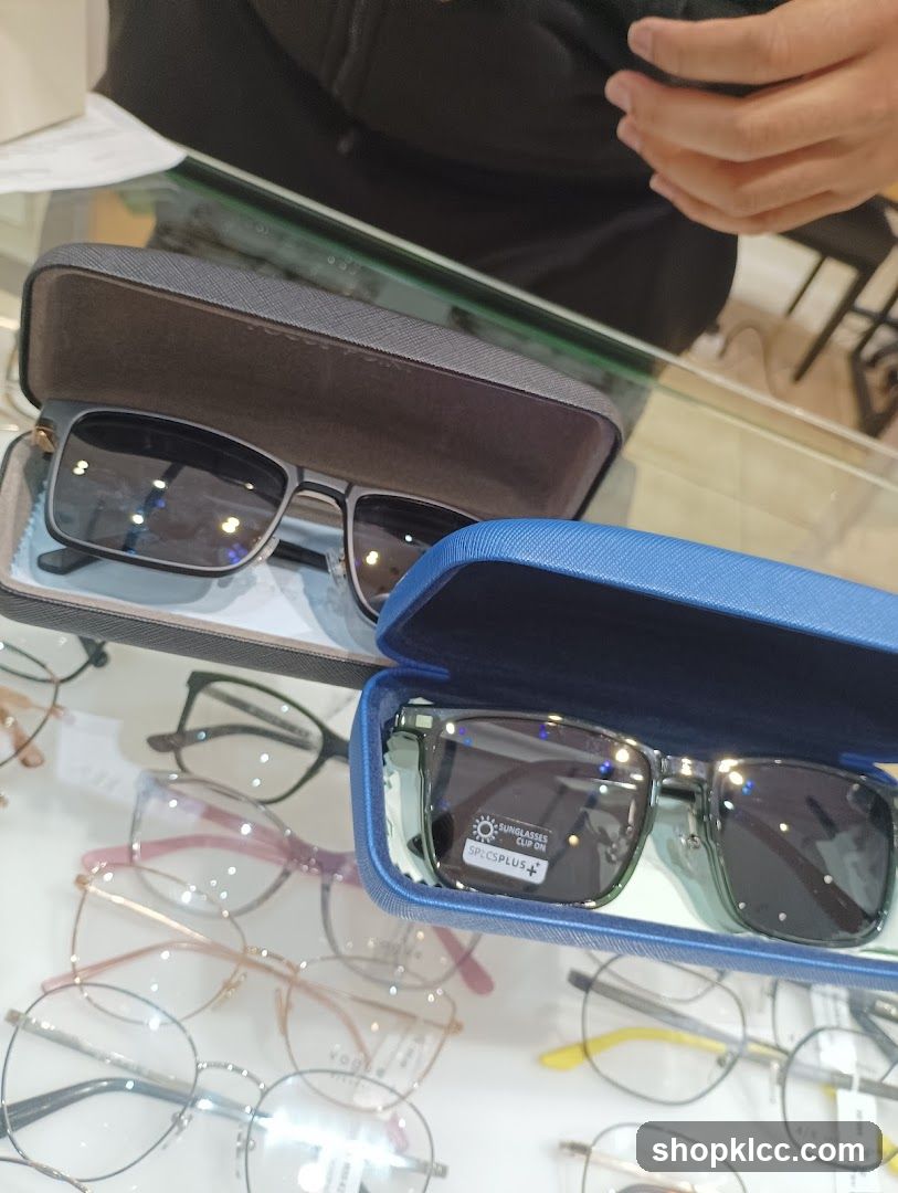 Eyeglasses and Sunglasses Display