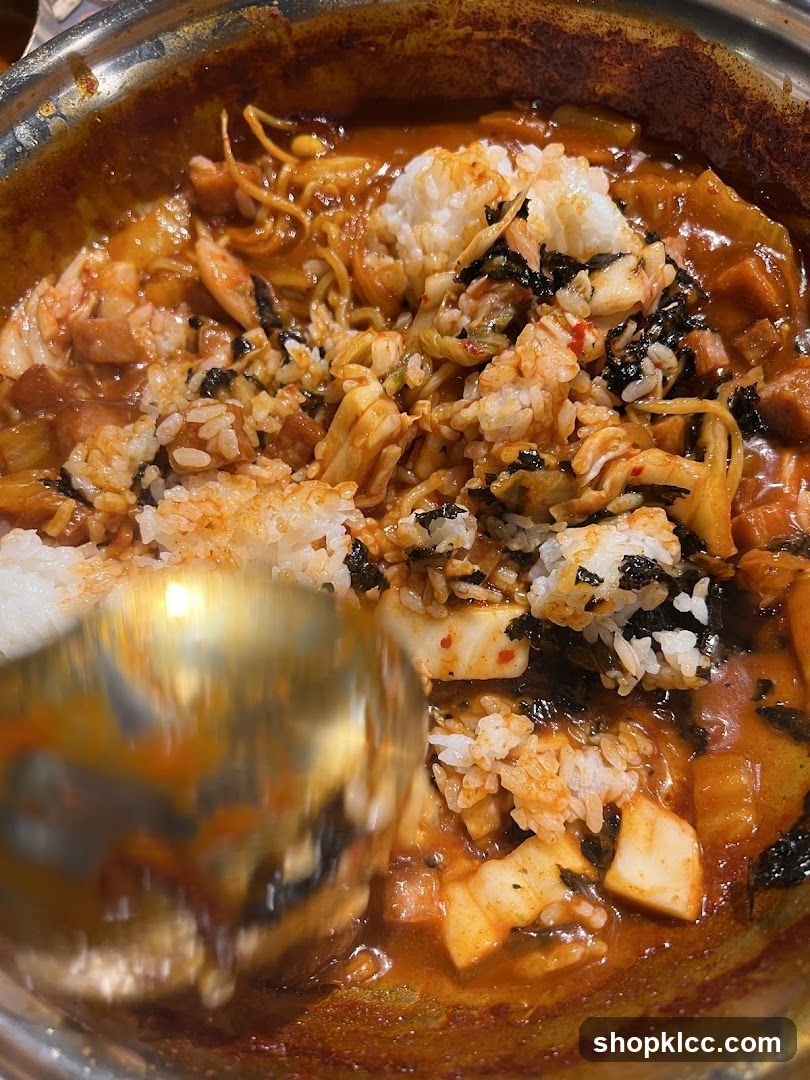Spicy Rice Cake Dish