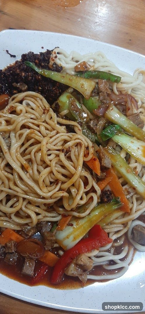 Noodles with Meat and Vegetables