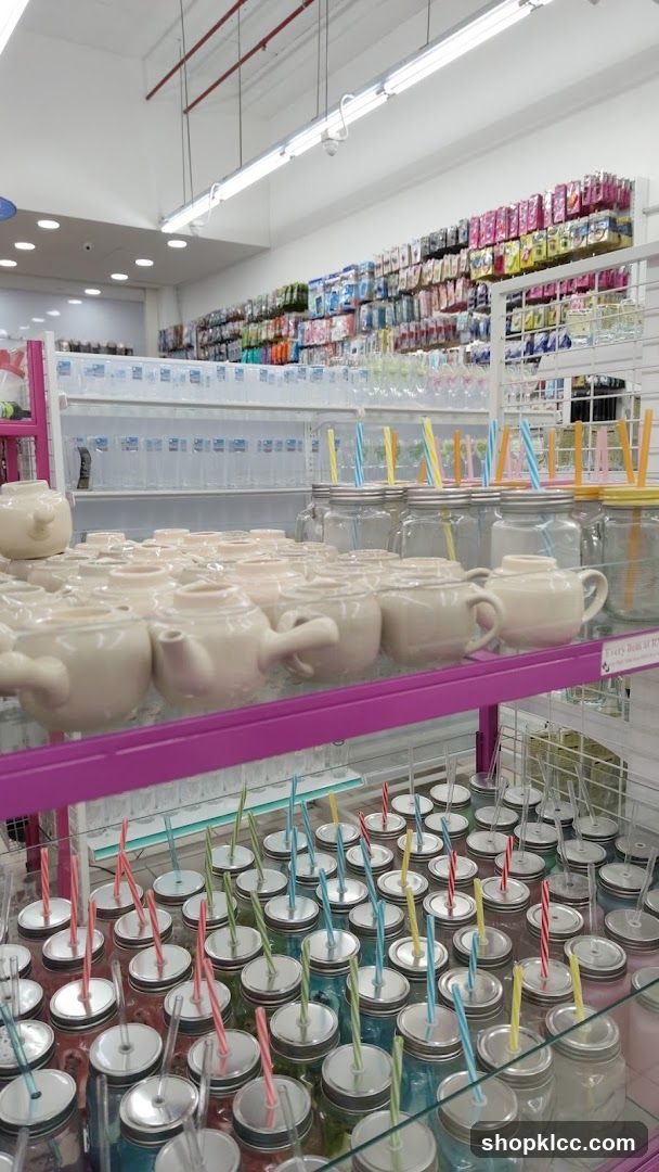 Store Display of Kitchenware and Drinkware