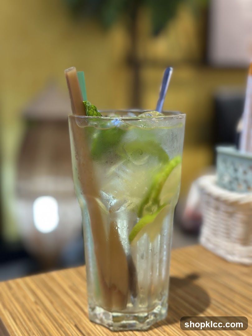 Refreshing Drink with Lime and Mint