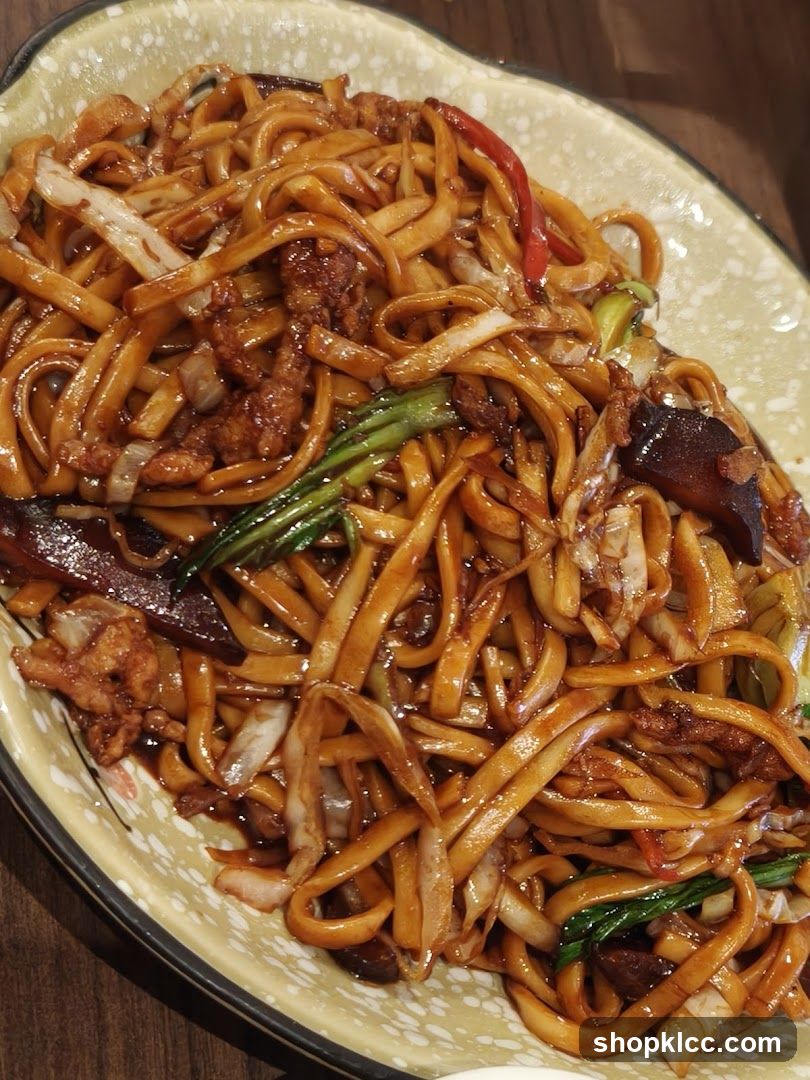 Noodles with Meat and Vegetables