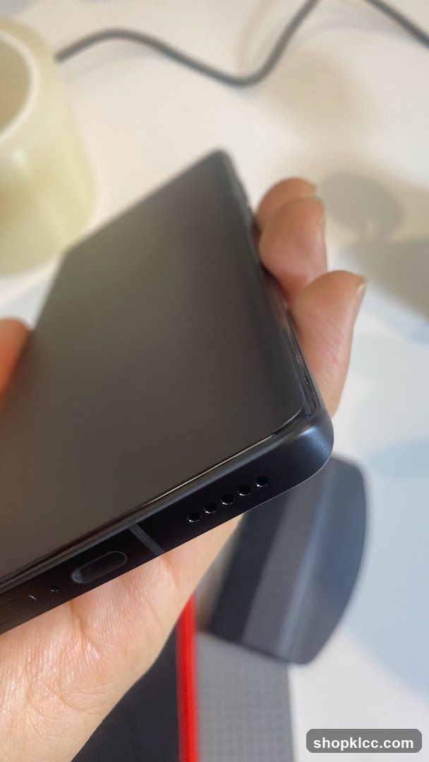 Mobile-Coats (The Best Screen Protector)