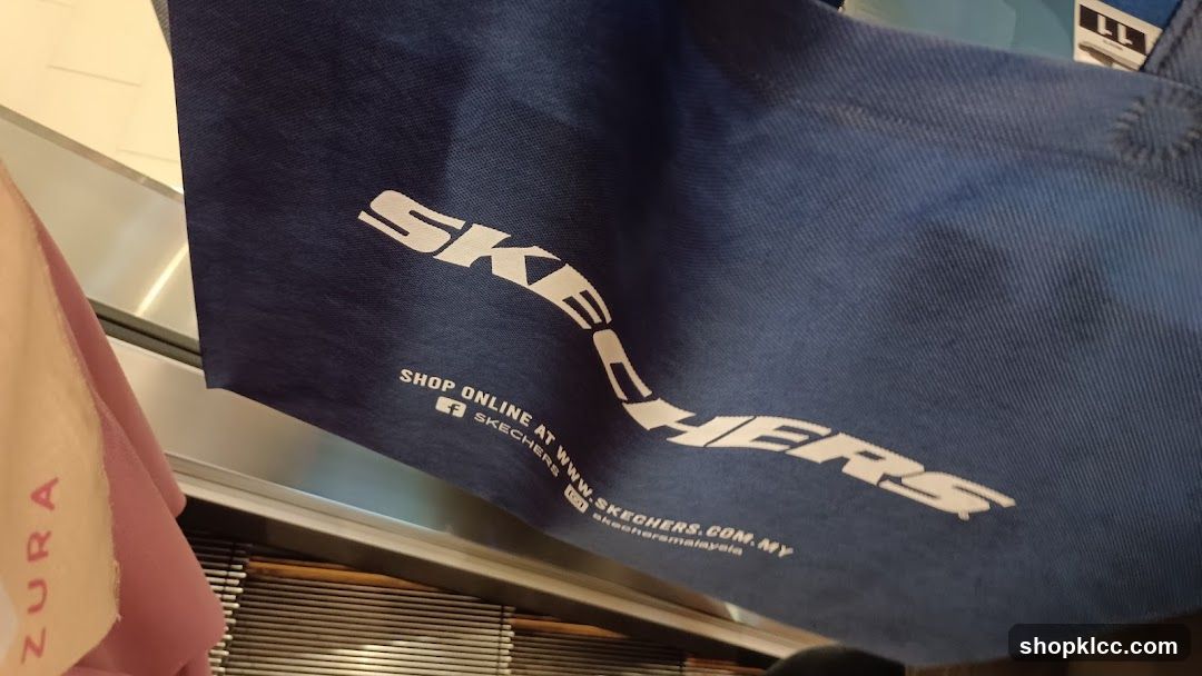 Skechers