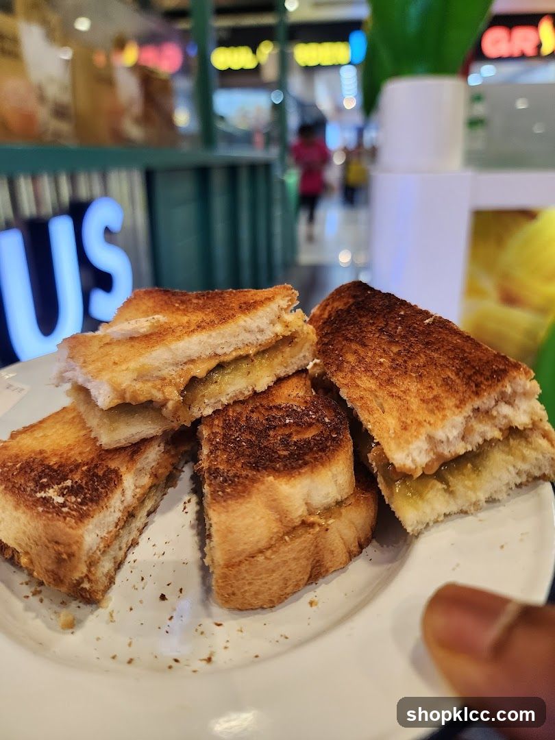 Toast with filling