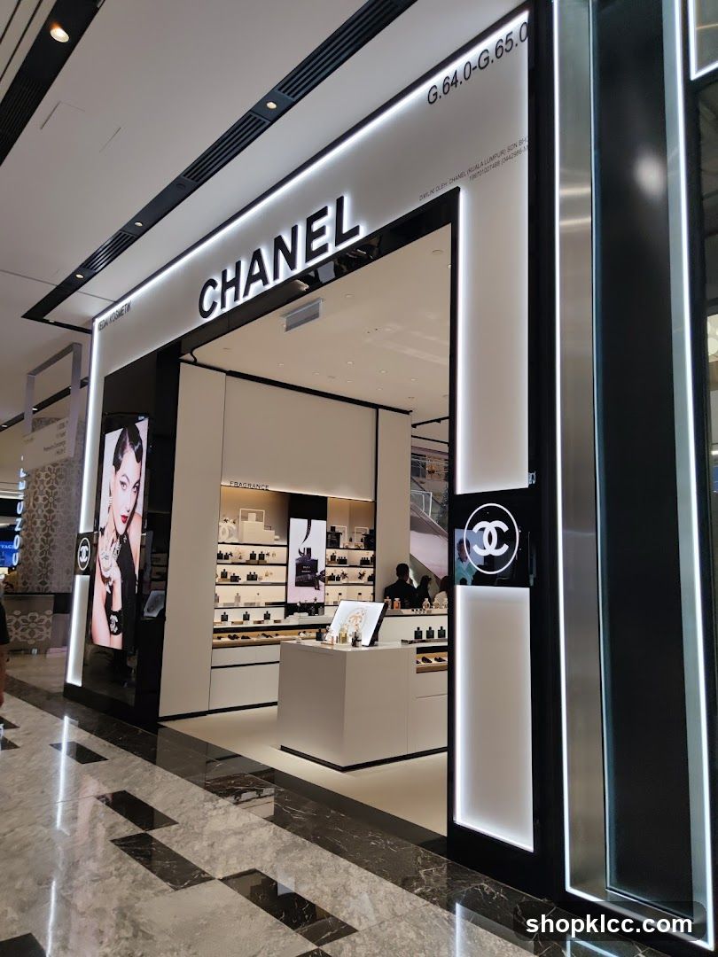 Chanel Storefront