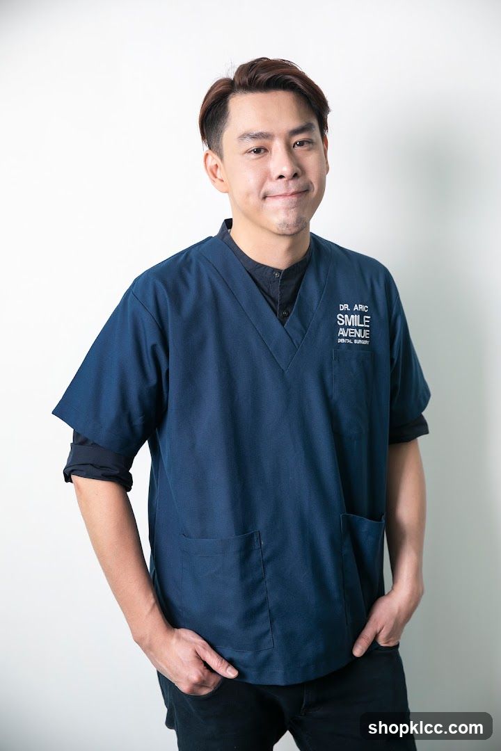 Dr. Arc - Smile Avenue Staff Photo