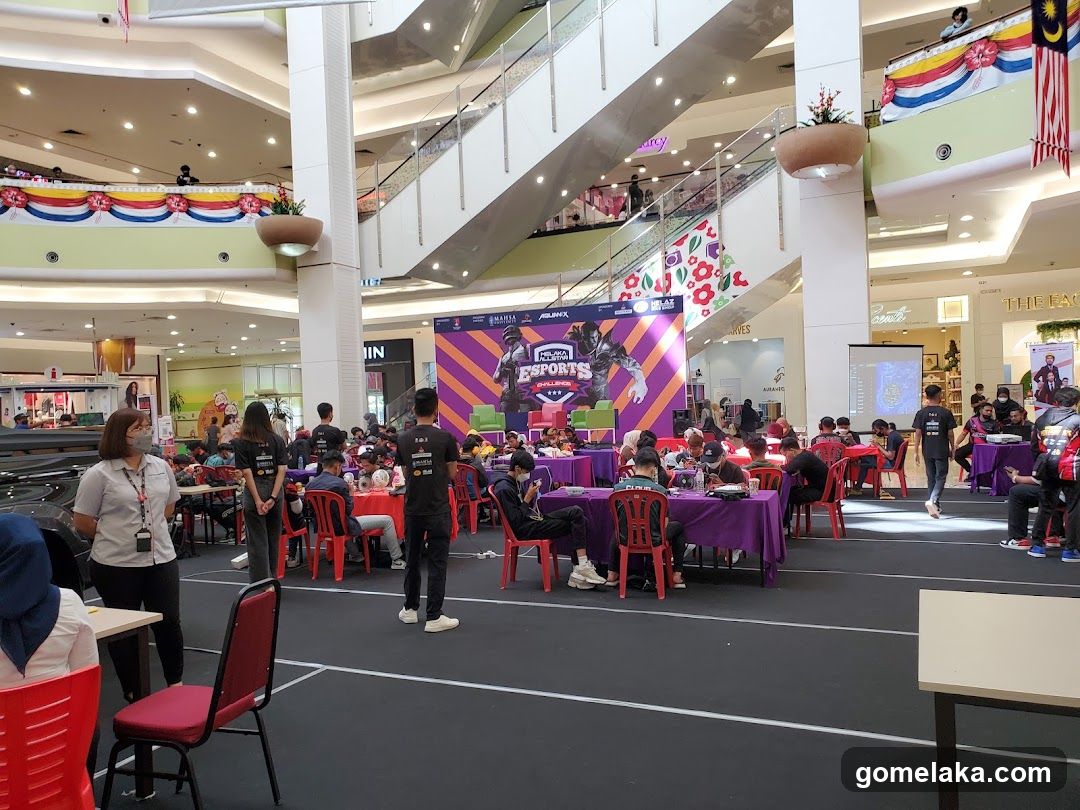 Esports Event in Mall