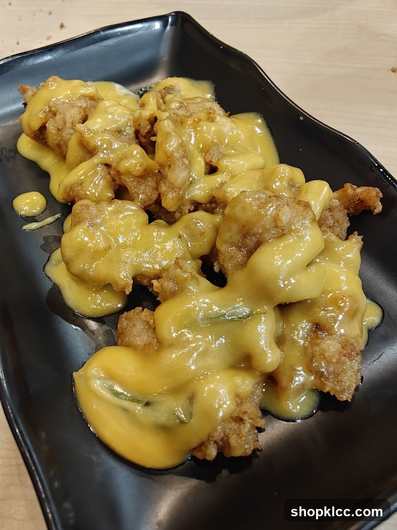 Fried Chicken with Cheese Sauce