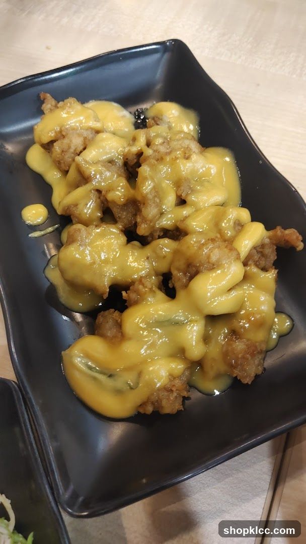 Fried Chicken with Cheese Sauce