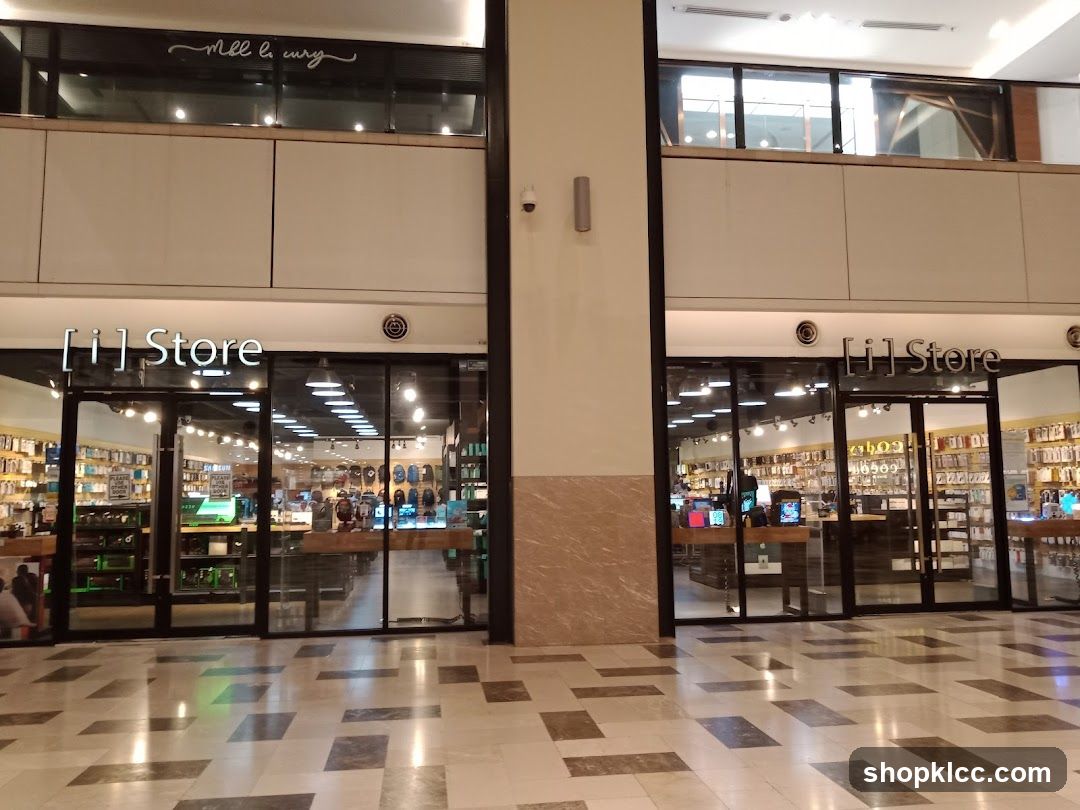 [ i ] Store @ Publika