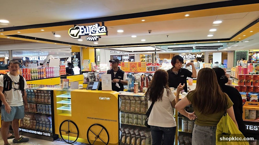 Snack Store Counter