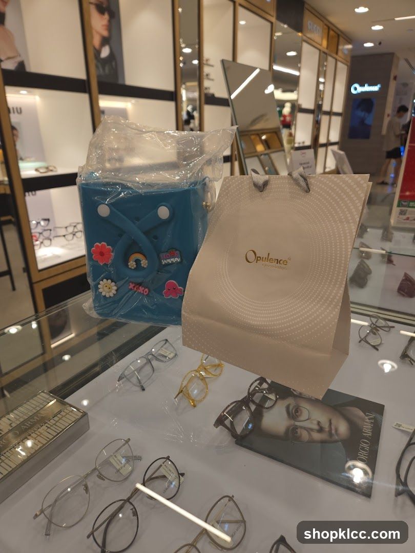 Eyewear Display