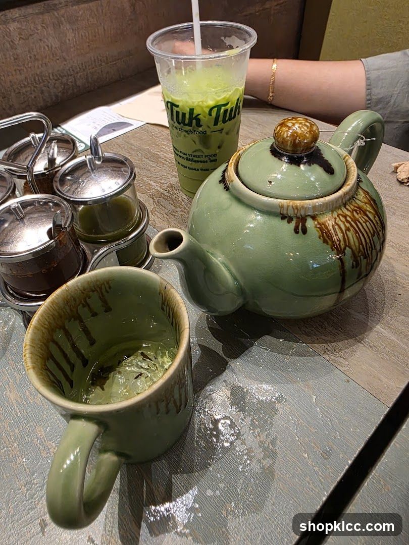 Thai Iced Tea and Teapot