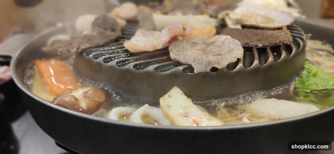 Hot Pot with Meats and Vegetables